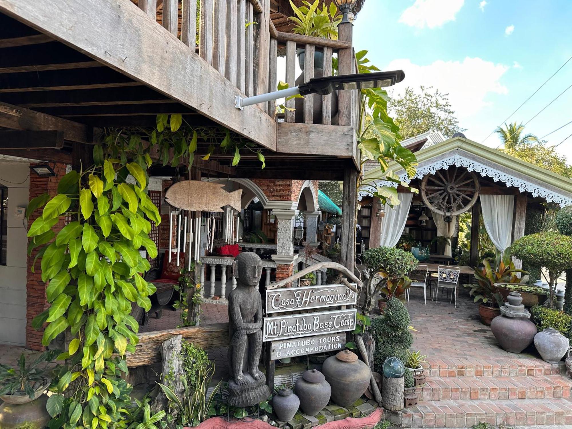 Mount Pinatubo Base Camp At Casa Hermogina Hotel Santa Juliana ภายนอก รูปภาพ